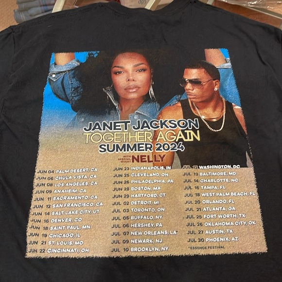 Janet Jackson “Together Again 2024” summer concert graphic t-shirt  - size Large - Picture 4 of 5